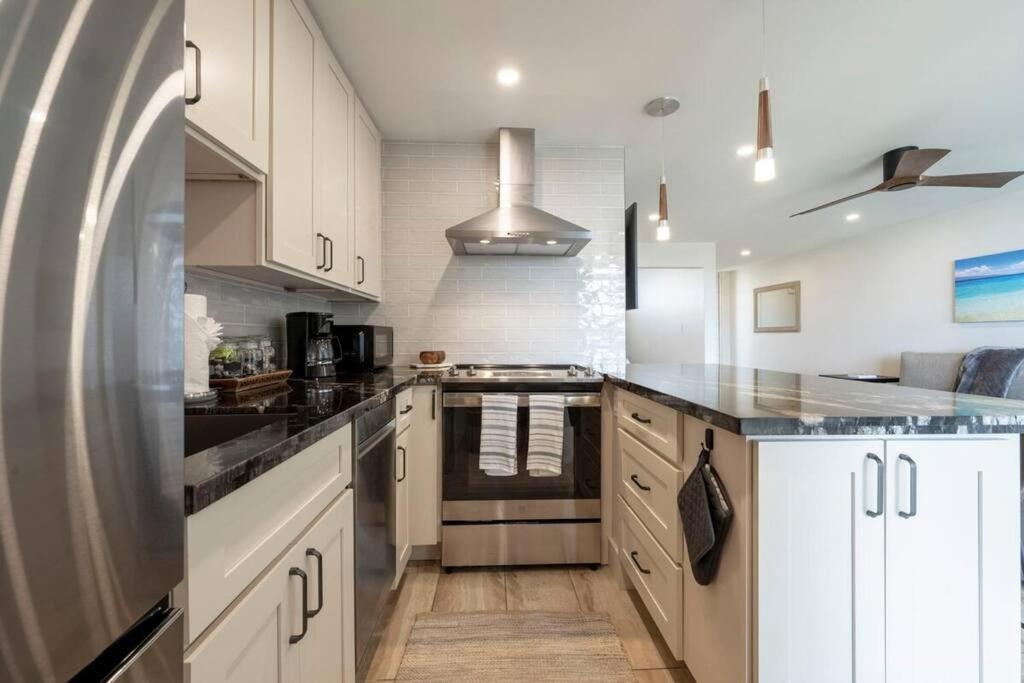 Hale Ono Loa 403- Top Floor, Ocean View, & Complete Modern Remodel Apartment Kahana Екстериор снимка