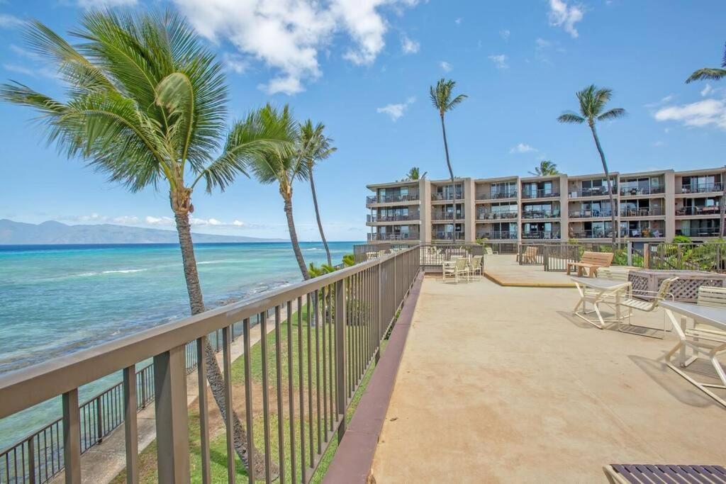 Hale Ono Loa 403- Top Floor, Ocean View, & Complete Modern Remodel Apartment Kahana Екстериор снимка